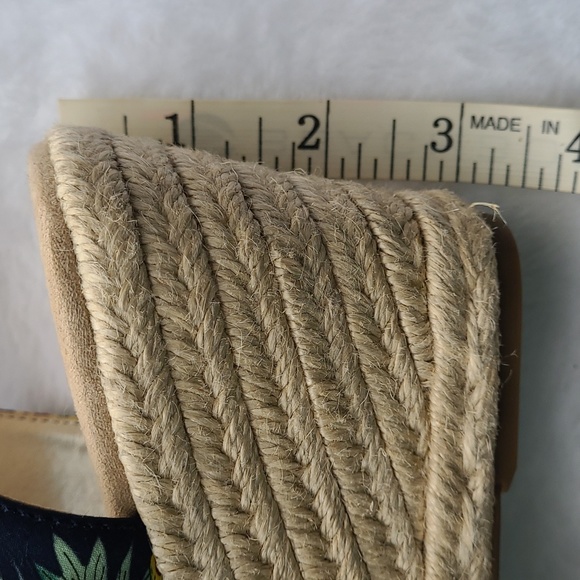 Anne Klein Women's Espadrille - Picture 10 of 10